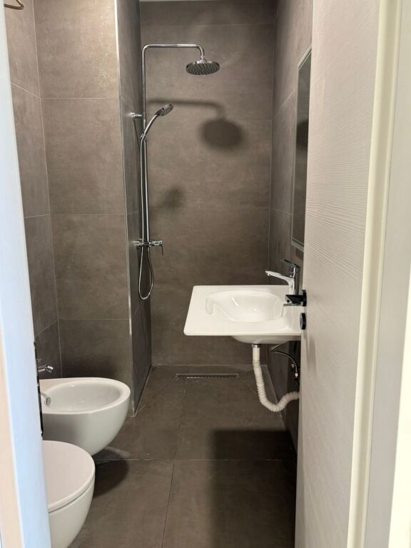 Ambient per zyre, qera.