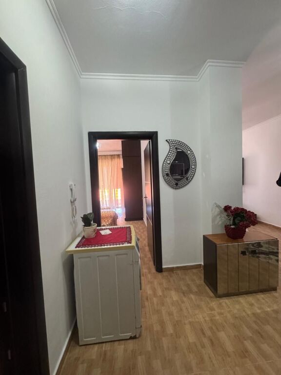 Apartament me qera 1+1 - 📍Yzberisht, perballe bar UNIK