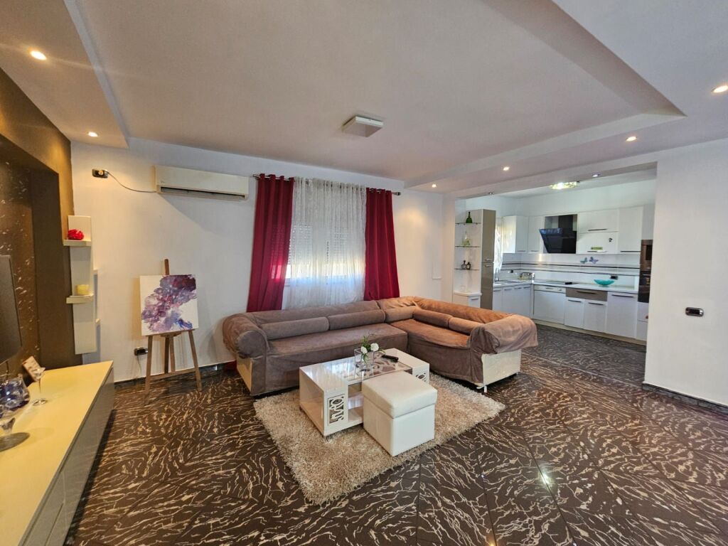 2+1 apartment for rent at the Paris Municipality!