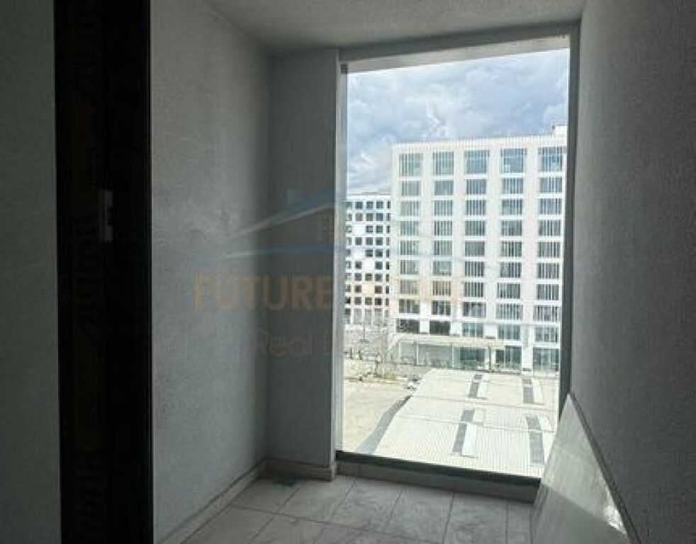 For sale, Apartment 2+1+2, Access Tirana, Former Eagle Square