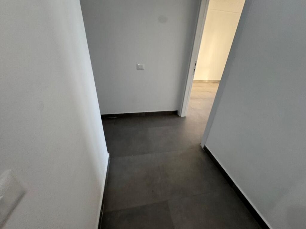 🏡 Jepet me qera apartament 2+1+2  📍 Adresa: Farmacia 10💰 Çmimi: 60,000 lek/muaj