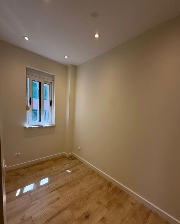 Apartment 3+1 For Rent , Barrikadave Street