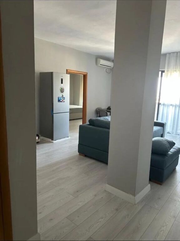 Jepet Me Qera Apartament 2+1+1 Ballkon
