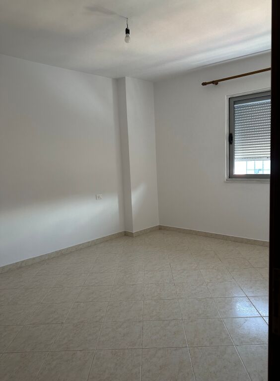 Apartament per qera 2+1 Astir