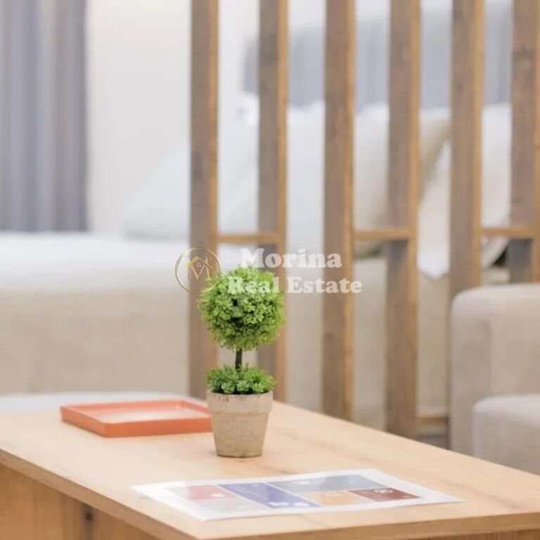 Qera | Studio |21 Dhjetori | 650 €/muaj