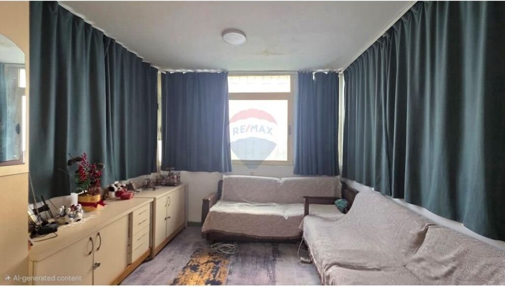 Apartament 2+1 per Shitje super Okazion ne qender te Vlores