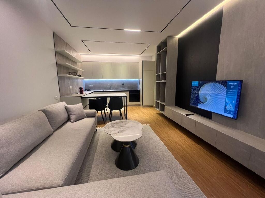 Apartament 1+1 per qera Kompleksi Erli Porcelan !