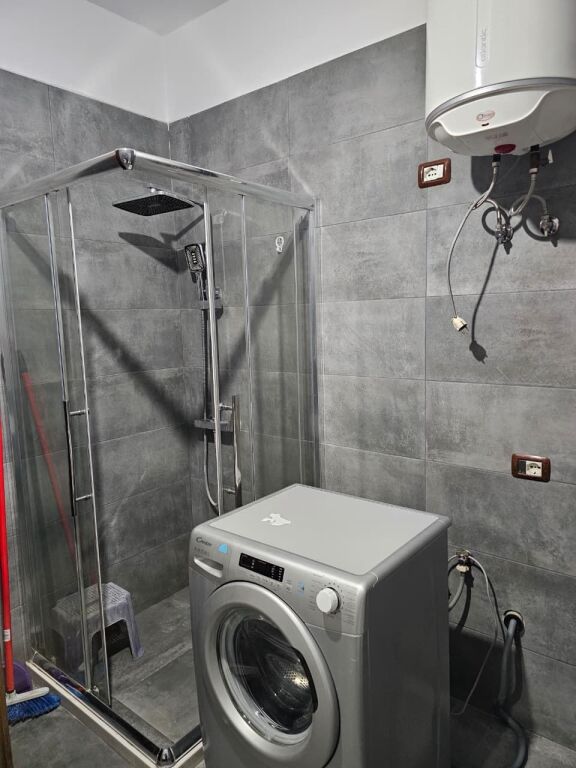 🏡 Jepet me qira apartament 2+1+2 Misto Mame