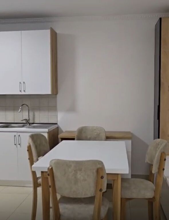 Appartamento 1+1+1 Balcone In Affitto