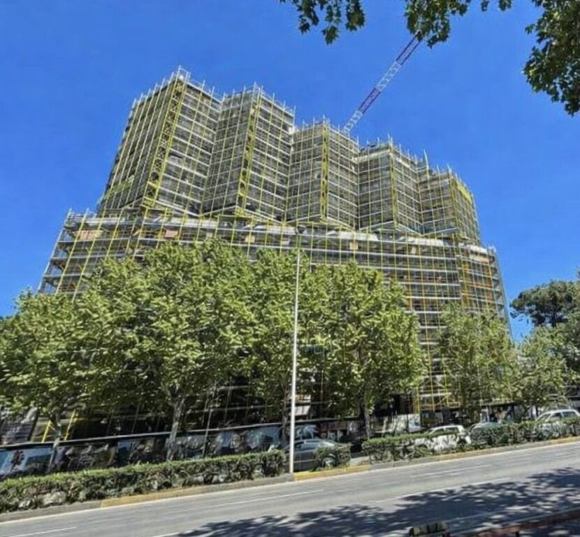 🏬Commercial space for sale at Colonnade Residence, Zogu i Zi