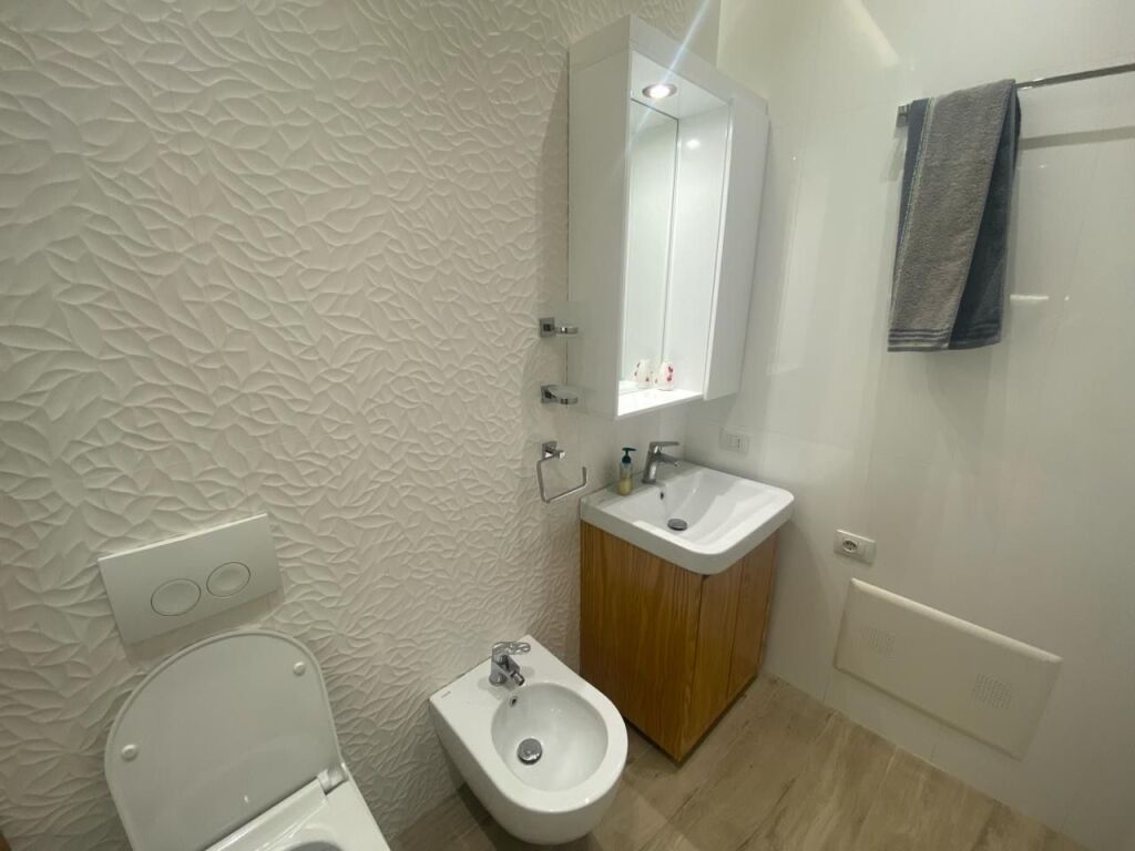 Super ap 1+1 a 21-dhjetori ( complesso contatto )