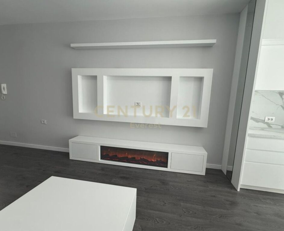 2+1 APARTMENT FOR RENT