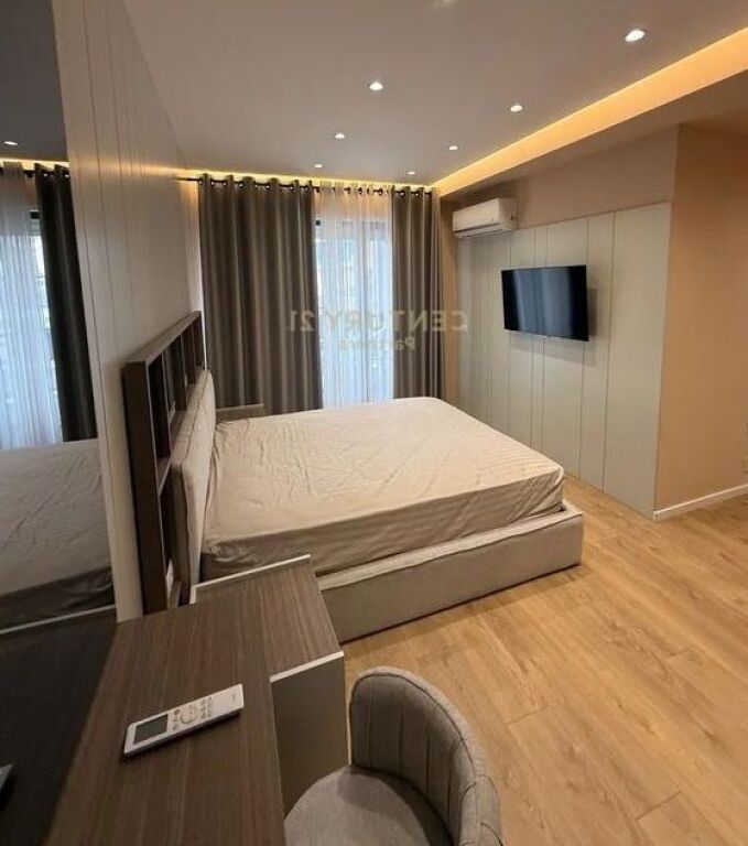 Appartamento in vendita 2+1+2+ Posto Auto, Via Durazzo