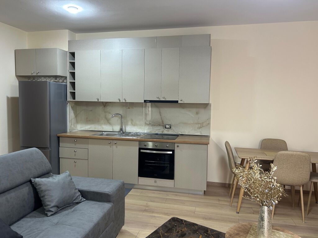 Super 1+1 apartment on Kavaja street (opposite Delijorgji)