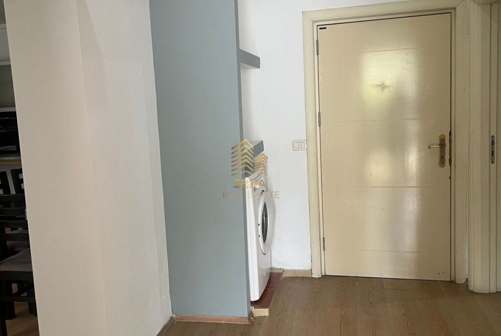 Qira, Hyrje Private 2+1+Post Parkimi, Laprake, 40.000 Leke/Muaj