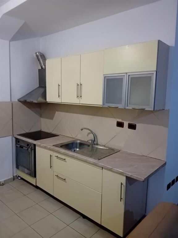 Jepet 1+1 rruga Todi Shkurti