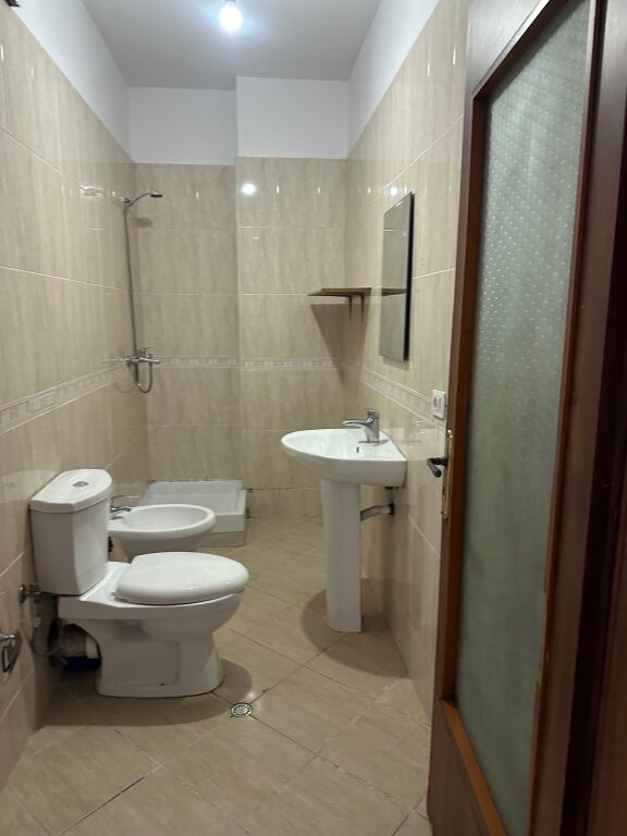 Apartament per qera 2+1 Astir