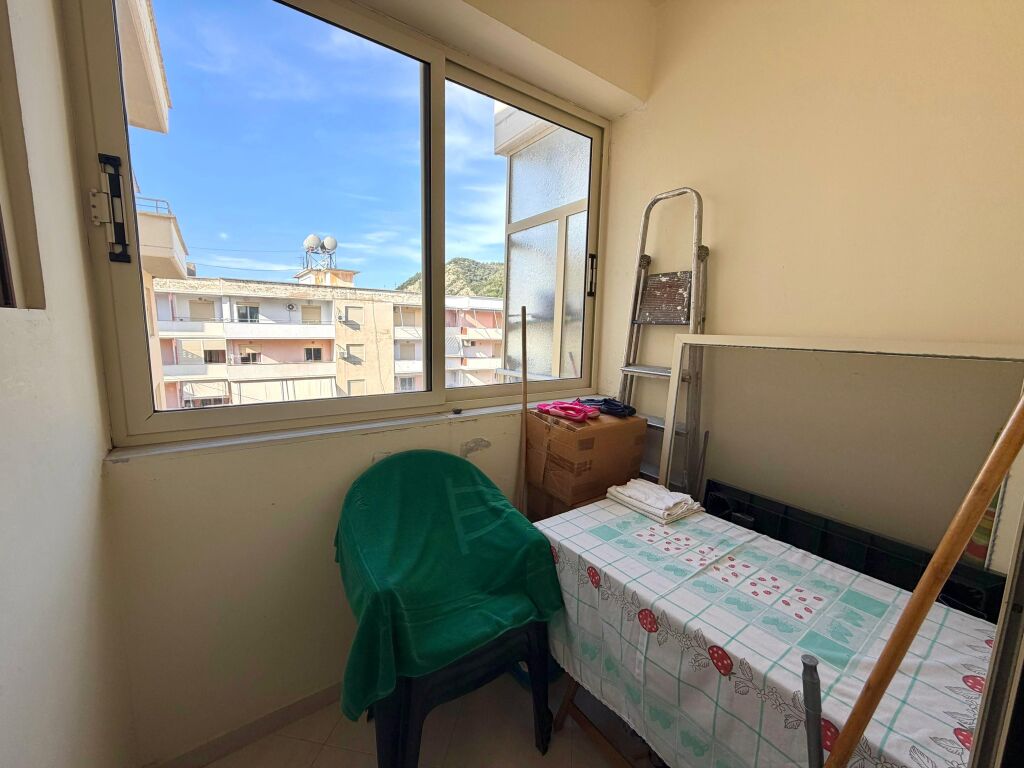 Shitet Apartament 2+1+2 Vlore 📍