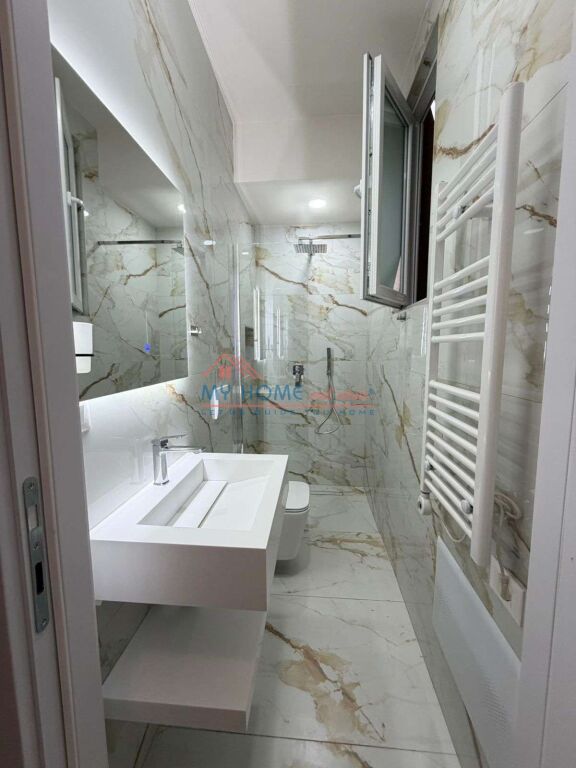 Apartament 1+1 me qira Rruga e Kavajes Tirane