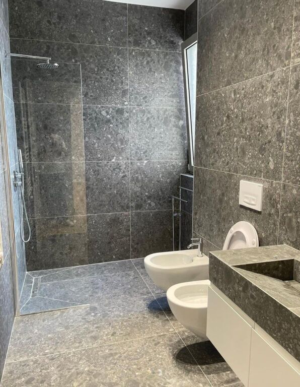 🏢Jepet me Qira Apartament 1+1+1 Post Parkimi te Green Valley te Liqeni i Thate