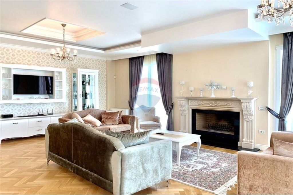 SUPER VILE ME QIRA ME PAMJE NGA TIRANA