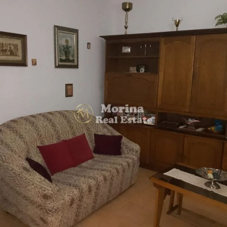 Rent | Apartment 1 + 1 | Allias | 350 €/month