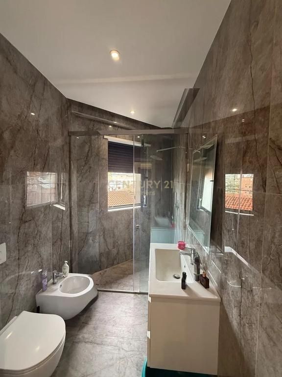 WE SELL APARTMENT 2+1+2+ PARKING SPACE ON DURRES STREET OPPOSITE COLOSSEO !!