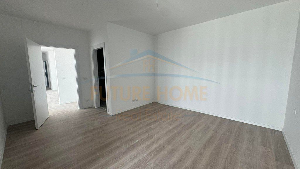 SHITTE APARTAMENT 2+1,ISH DOGANA,AKSES TIRANA