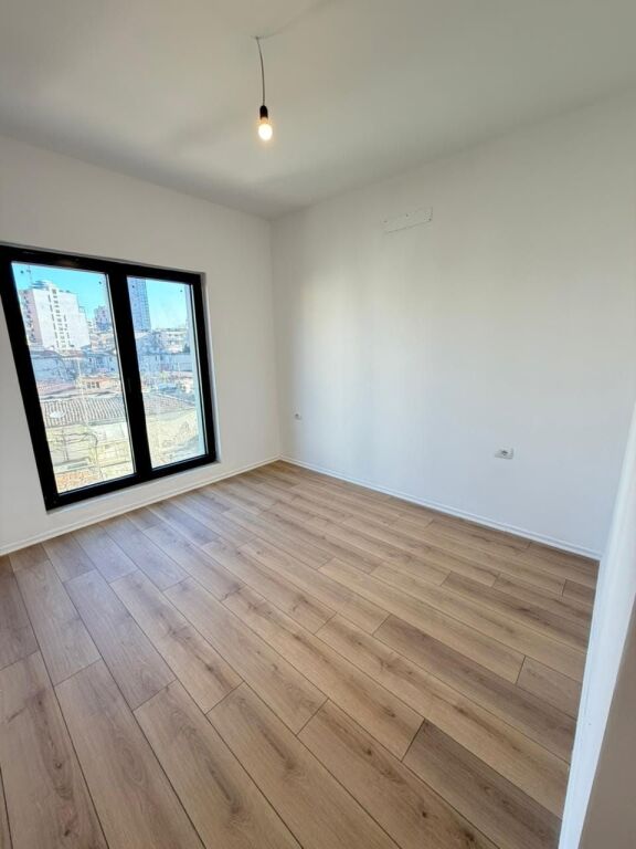 Office for Rent 2+1 at Barricades Street (ID BZ2910) Tirana