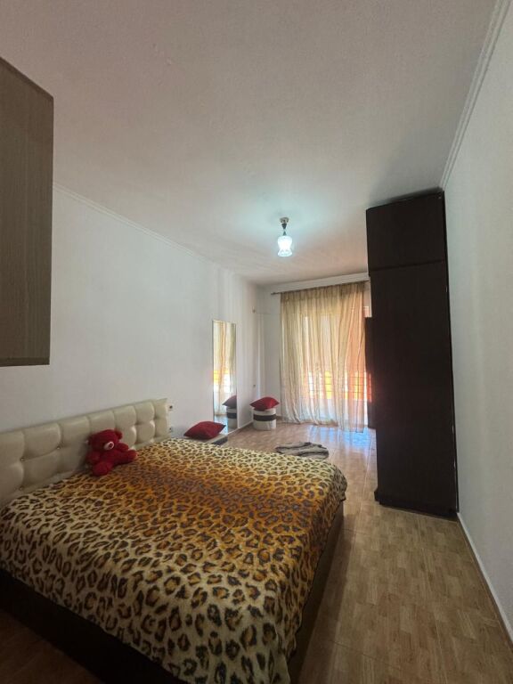 Apartament me qera 1+1 - 📍Yzberisht, perballe bar UNIK
