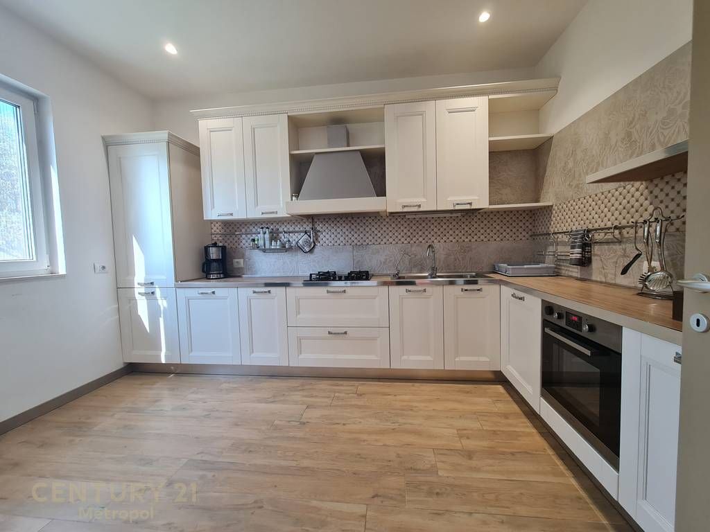 Villa for Rent in Mullet!