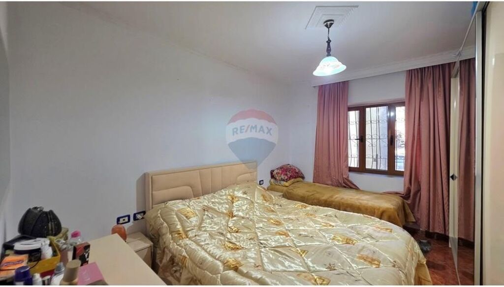 Apartament 2+1 per Shitje super Okazion ne qender te Vlores