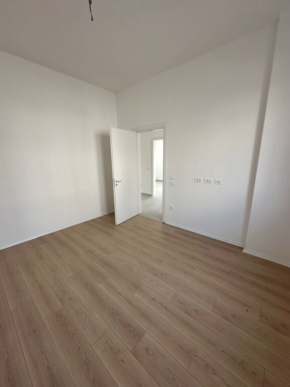 VILE NE SHITJE TE COLLINA VERDE TEG