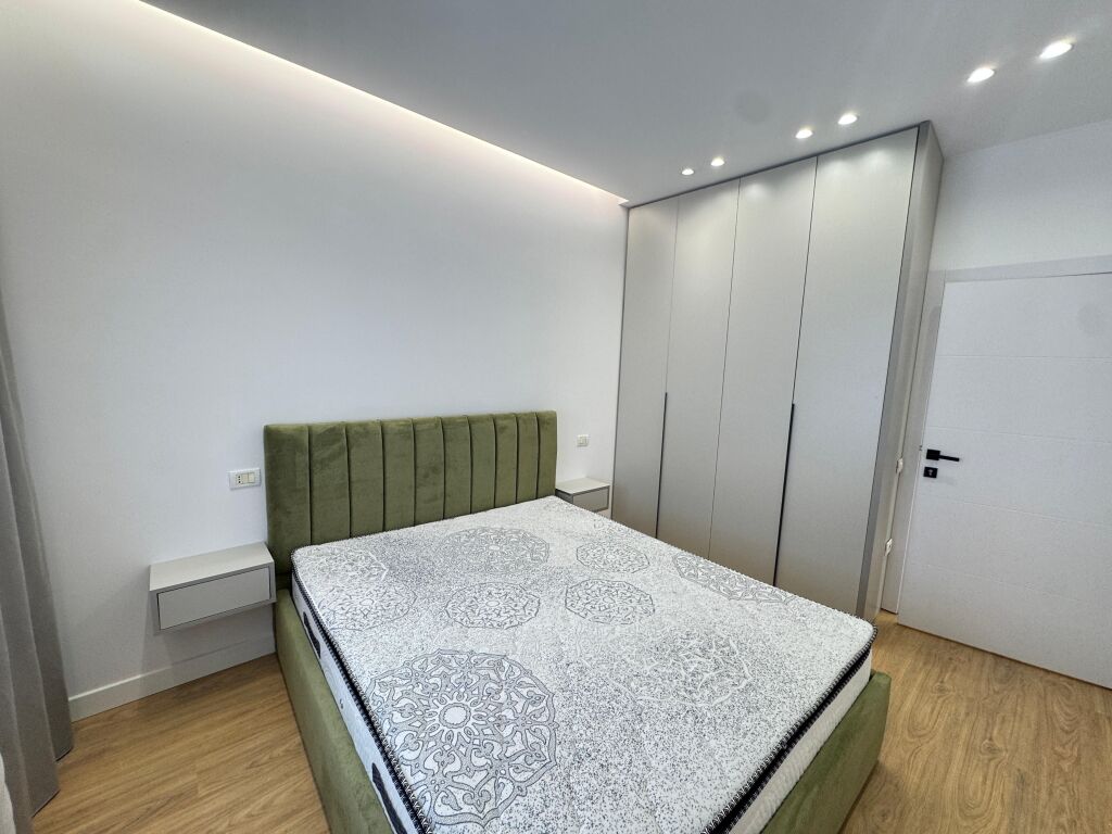 VENDESI APPARTAMENTO 1+1 ASTIR (vicino VILA L)