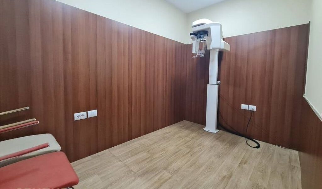 Commercial space for rent, Commune of Paris