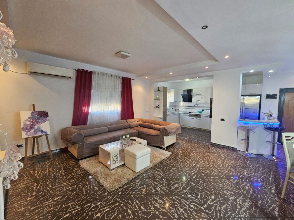 2+1 apartment for rent at the Paris Municipality!