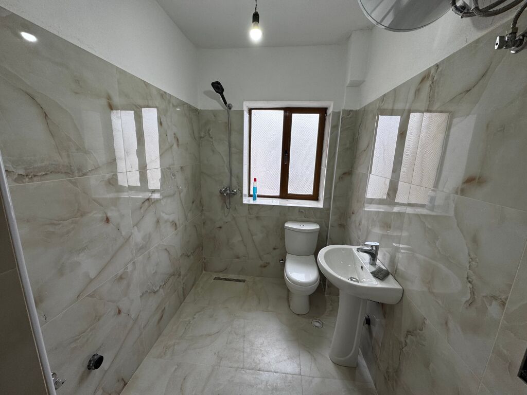 🏡 1+1 for Rent – Korçë, Neighborhood 14 Viktor Eftimiu St.