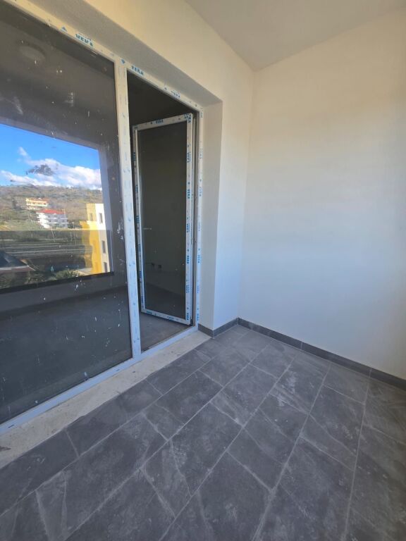 Apartament në shitje – 1+1+Post Parkimi | Zona Premium, Golem