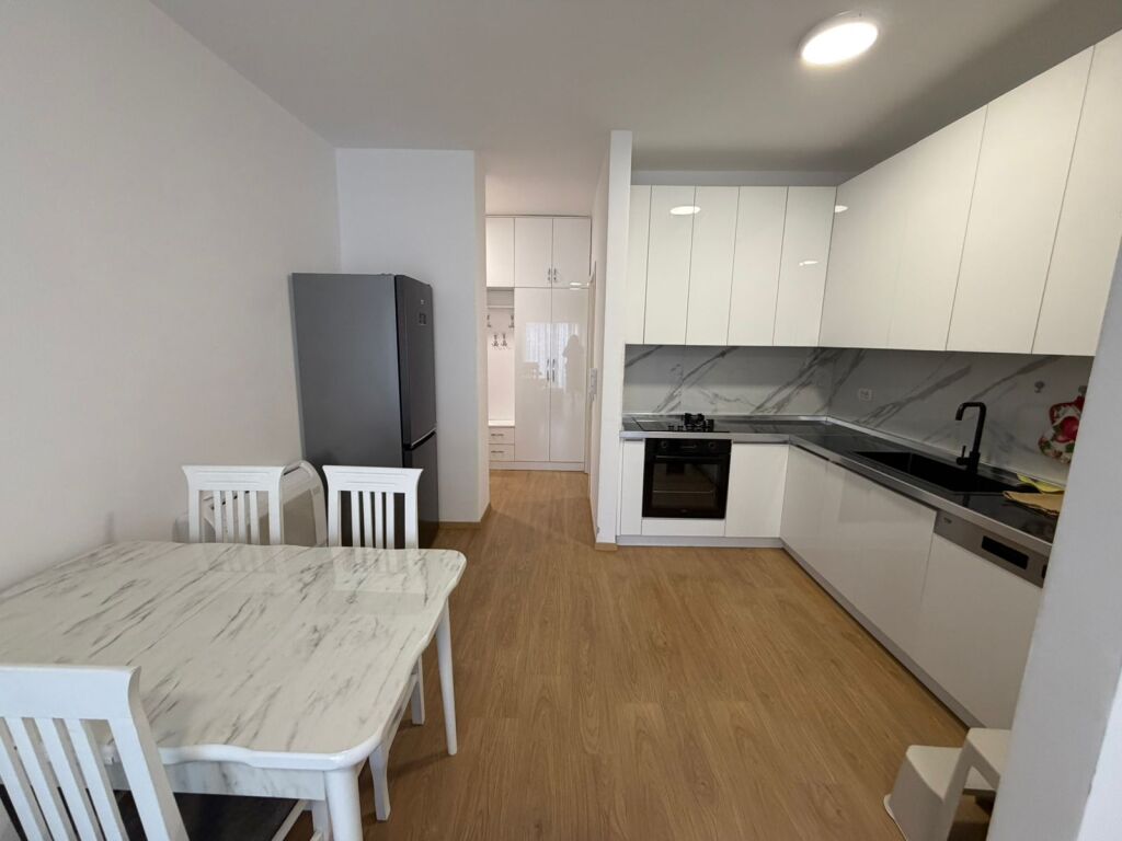 Jepet Apartament me qera