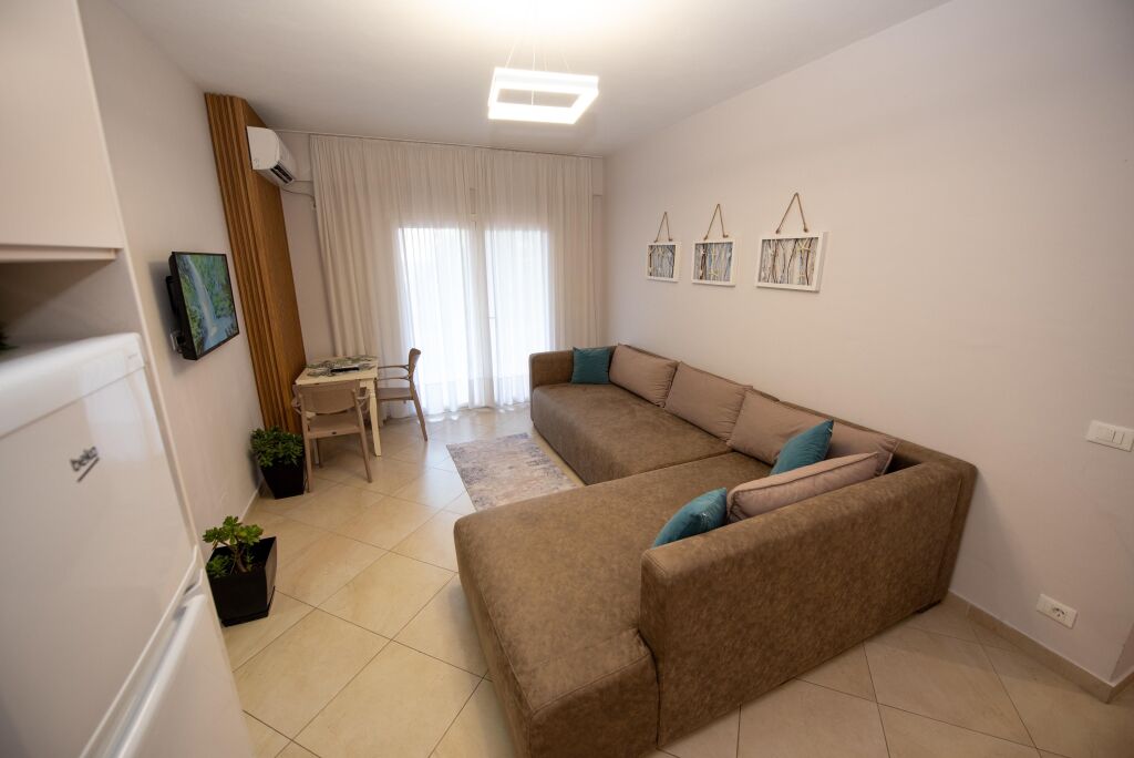 Shitet apartament 1+1 vlore