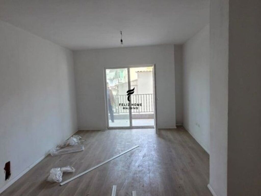 VENDESI APPARTAMENTO 1+1 LAPRAKE 134.000 EURO FH-68144