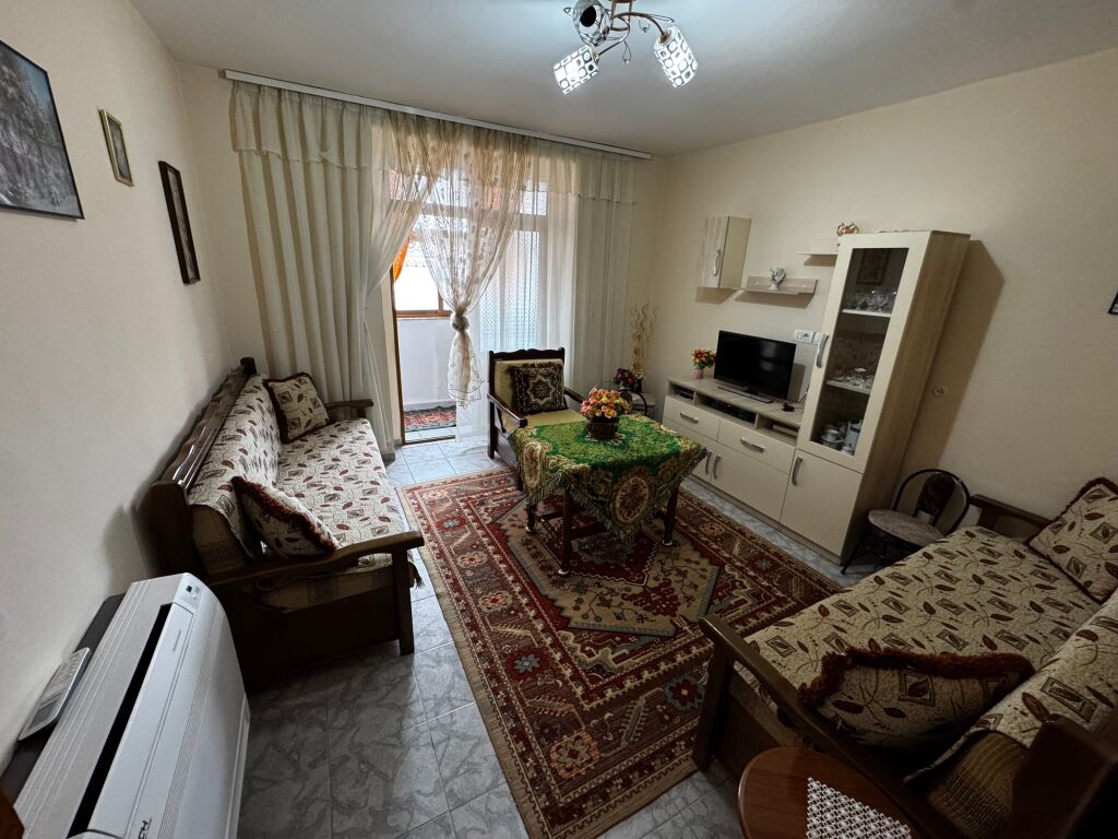 🏡 1+1 for Rent – Korçë, Neighborhood 14