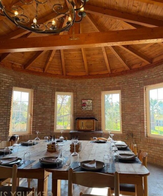 Agroturizëm në shitje në Lalz