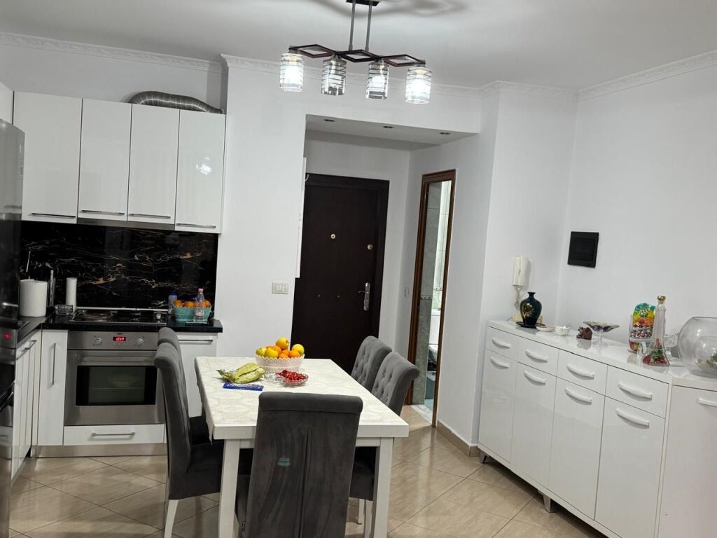 Appartamento 3+1+2 in vendita ad Astir !