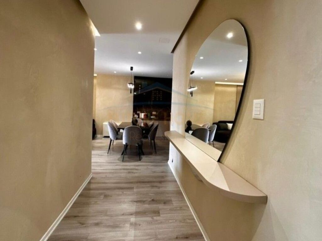 In vendita, Appartamento 2+1+2+Posto Auto, Complesso Grand Gallery, Yzberisht