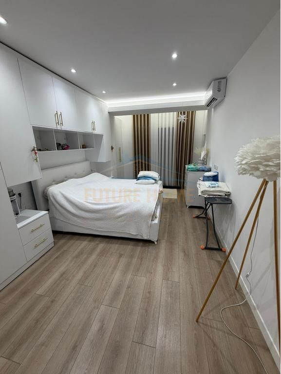 Rent, Apartment 2+1+2+ Parking Space, Residence "Kodra e Diellit", Tirana