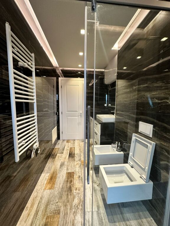 Shitet Apartament 2+1+Ballkon në Don Bosko