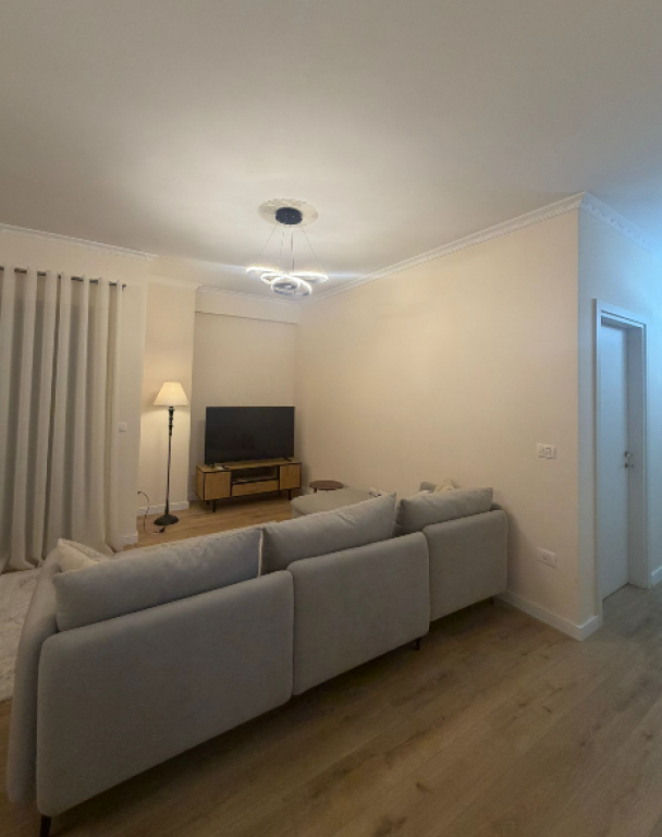 🏡 APARTAMENT 2+1 ME QIRA – KOMPLEKSI DELIJORGJI