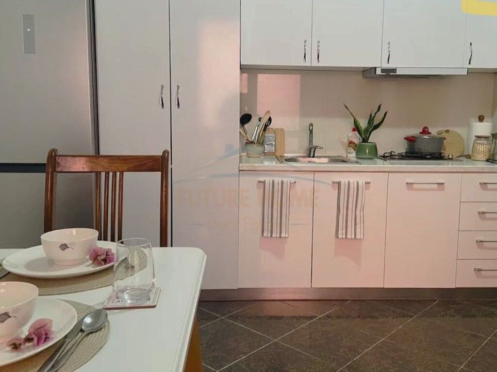 Qera, Vile 3-kateshe, Xhamlliku