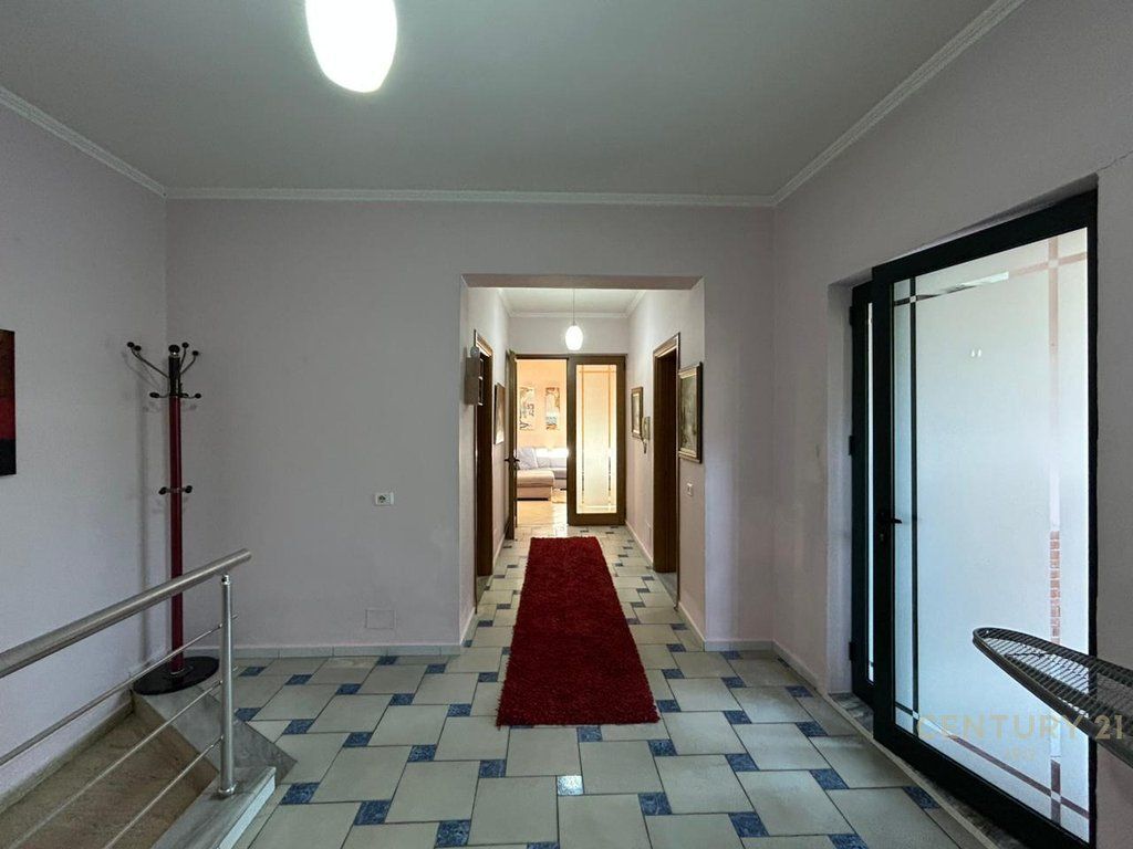 VILE ME QERA NE SAUK